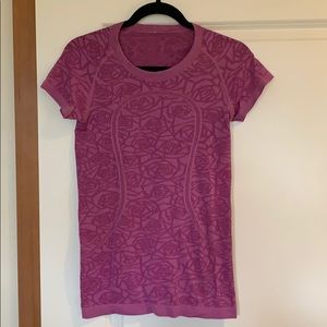 Lululemon swiftly tech short sleeve crew